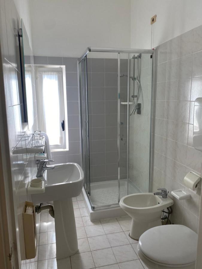 דיאנו מרינה Hotel Nettuno מראה חיצוני תמונה