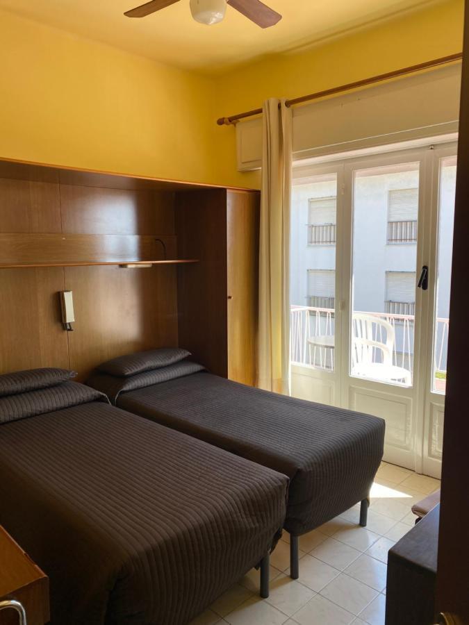 דיאנו מרינה Hotel Nettuno מראה חיצוני תמונה